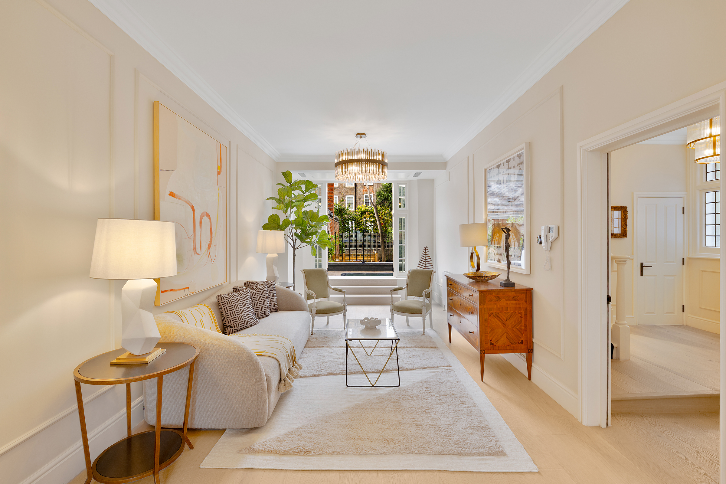 6 bedroom town house for sale 0