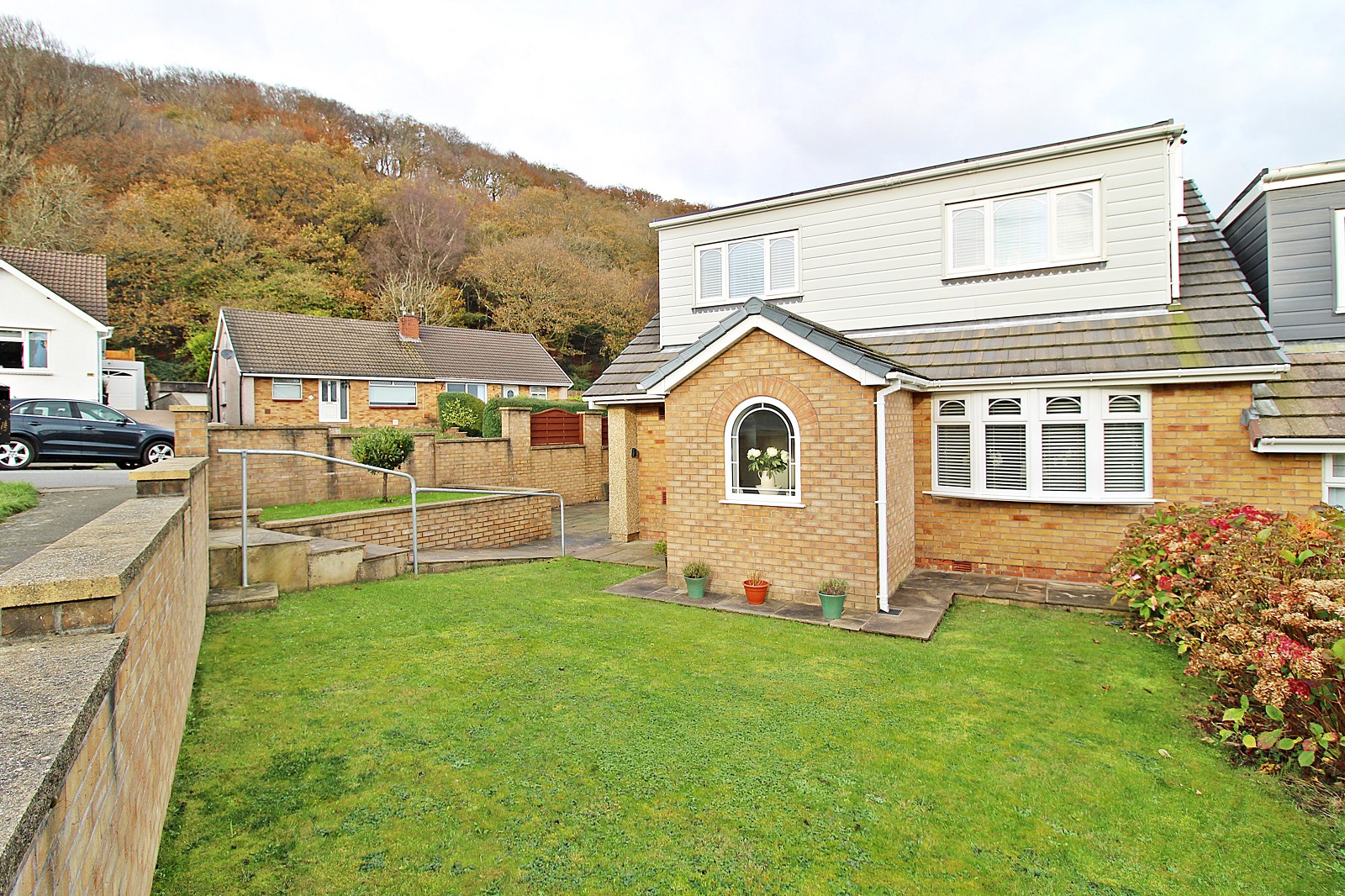 4-bed house on 31, Whiterock Close, Pontypridd, £389,000