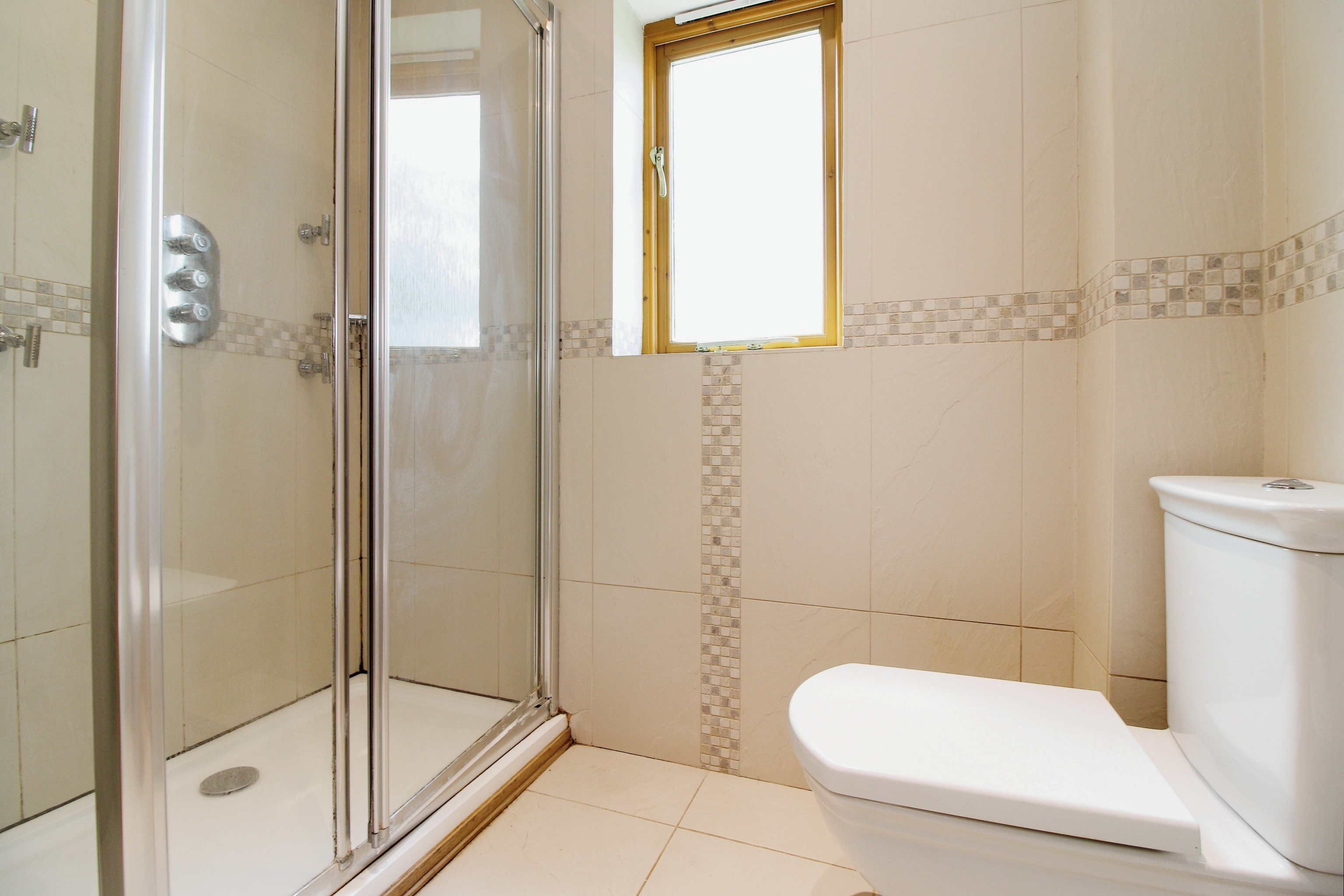 Photos of Chichester Road, Midhurst, West Sussex GU29 63853682