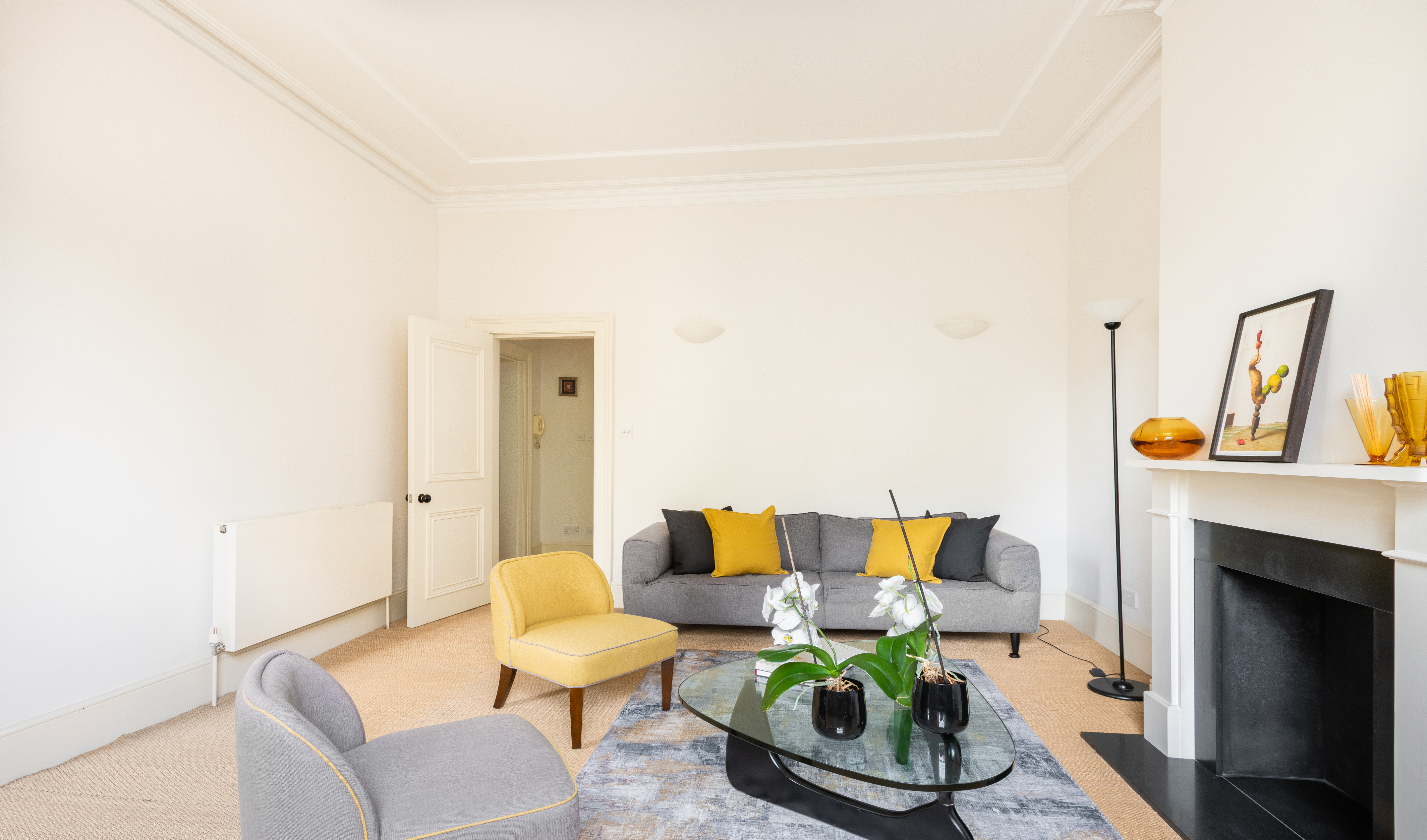Flat D, 3 Warwick Square, Westminster photo 2
