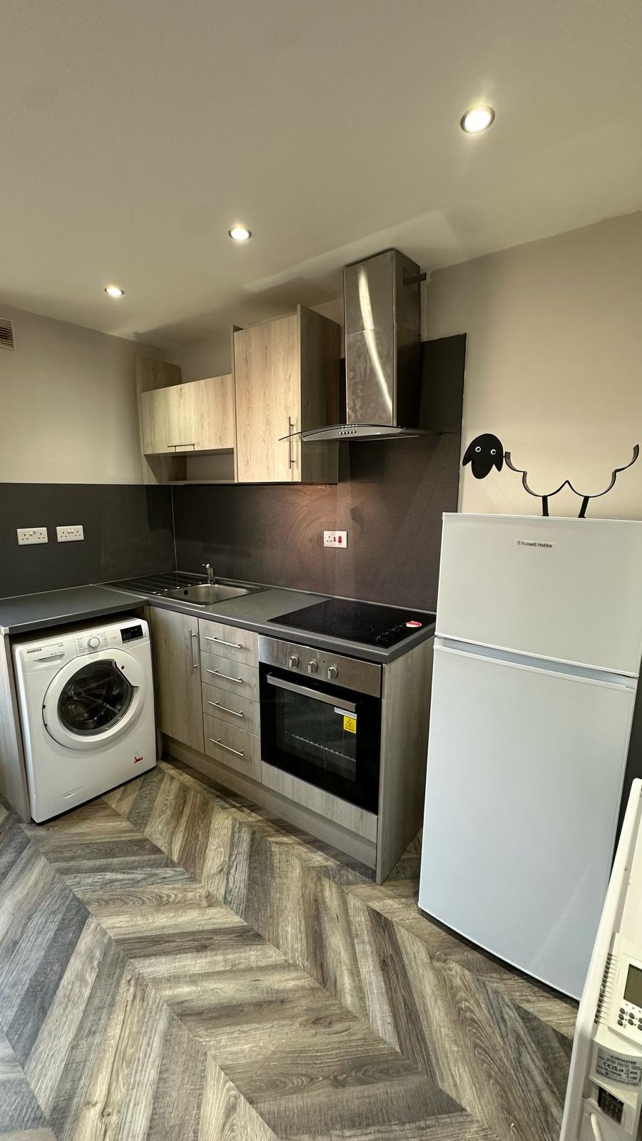 2B, Andrew Street, Preston photo 5