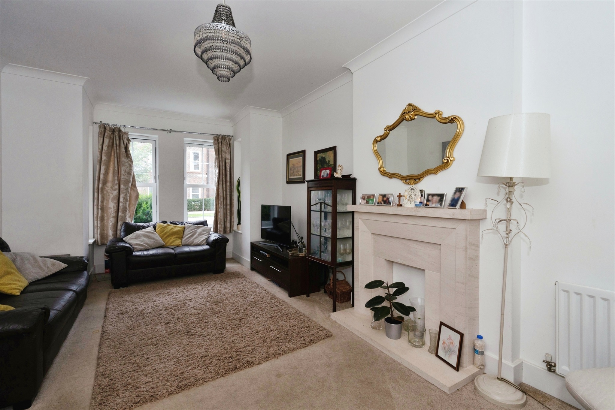 25, Wyvern Way, Burgess Hill photo 3