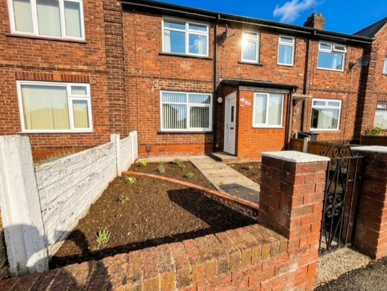132, Widnes photo 2