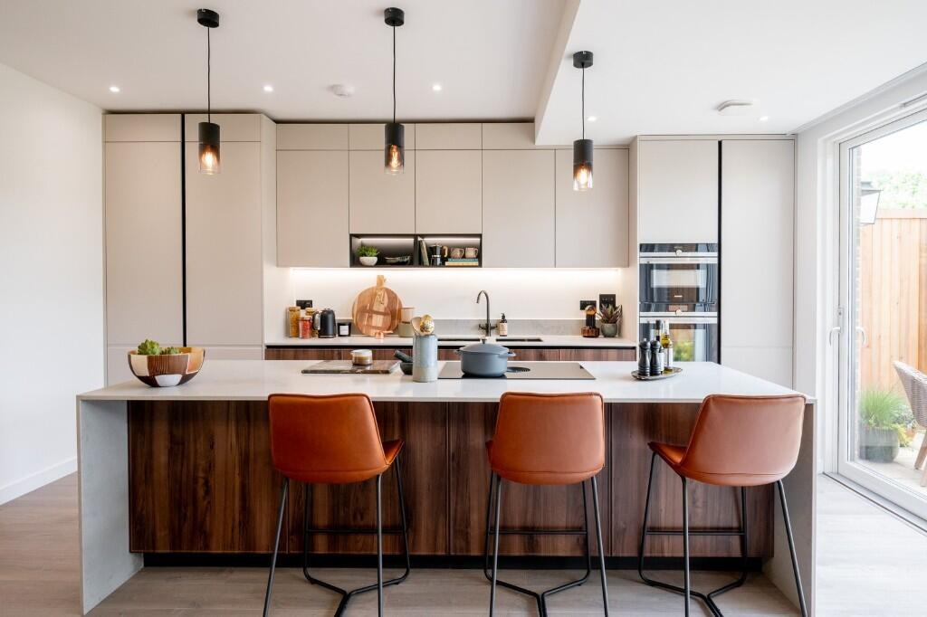 4 bedroom terraced house for sale 0