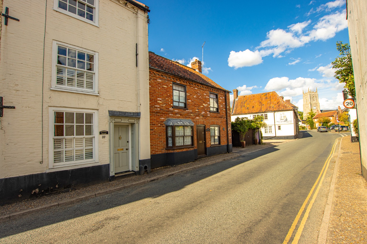 3-bed house on 37, High Street, Dereham, £260,000