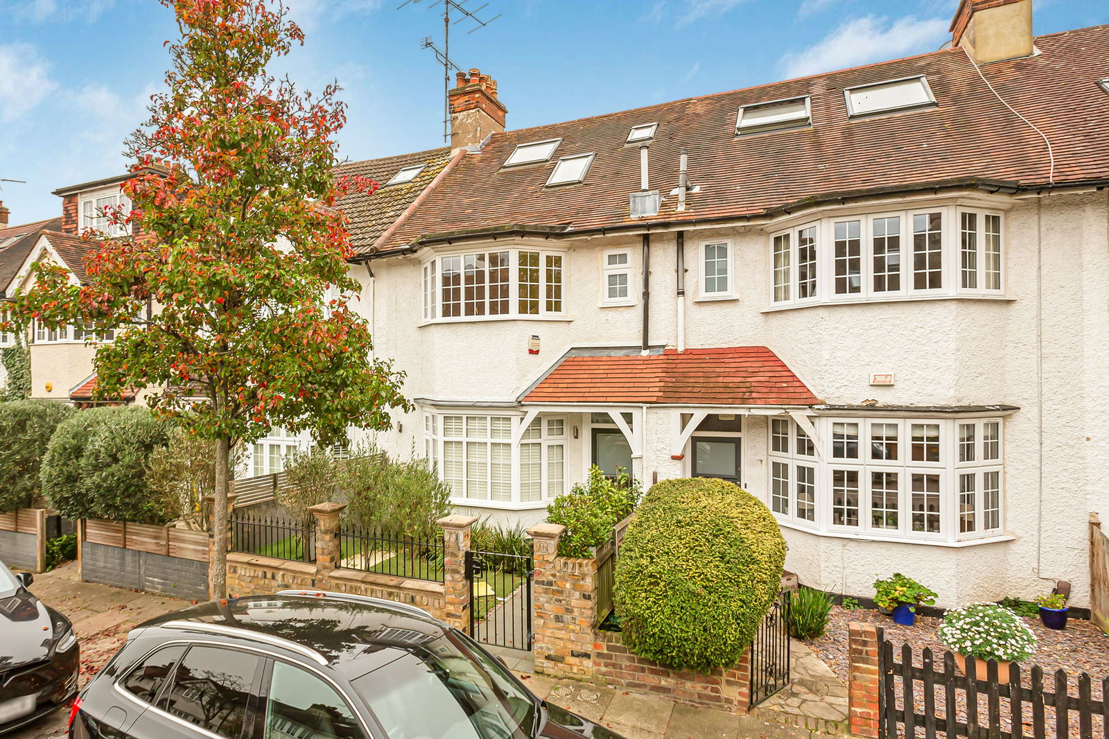 8 bedroom detached house for sale
