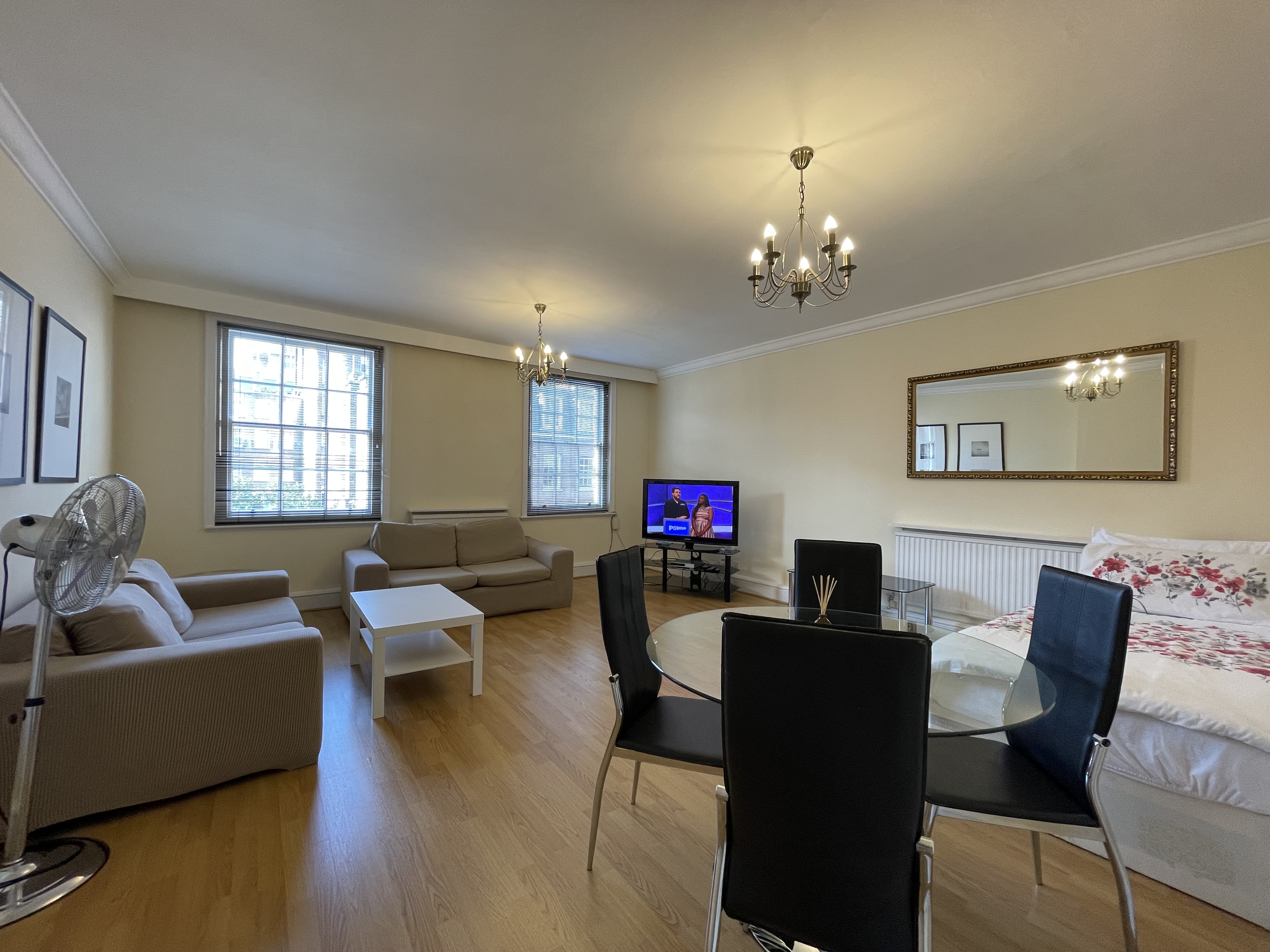 10RM, Upper Grosvenor Street, London  photo 3