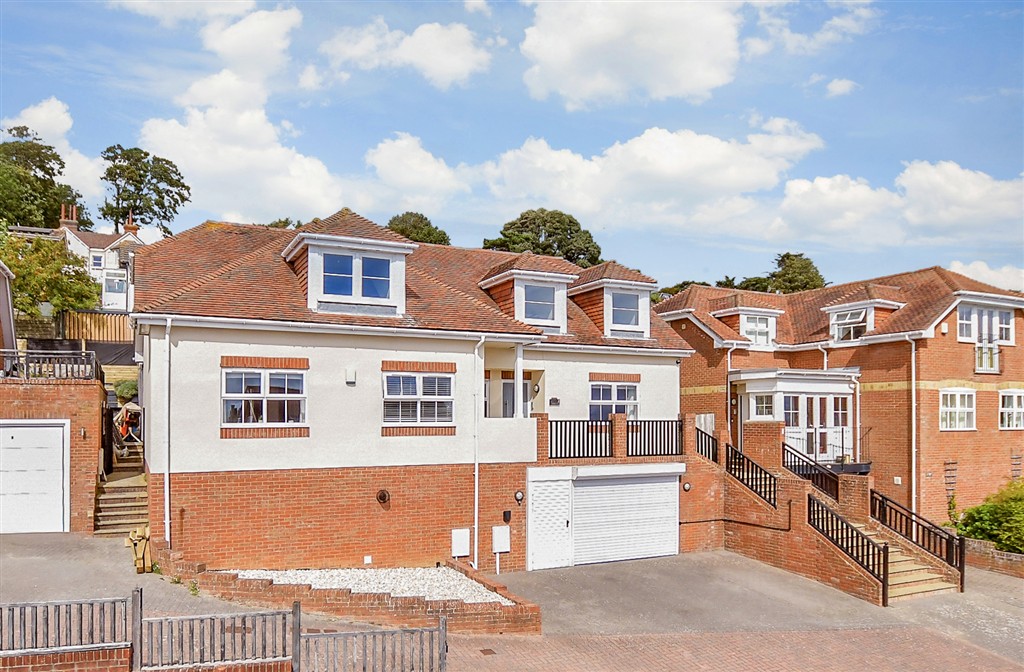 Hillside Street, Hythe photo 3