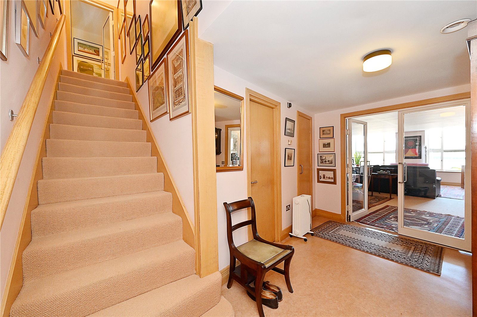 2 bedroom flat for sale 0