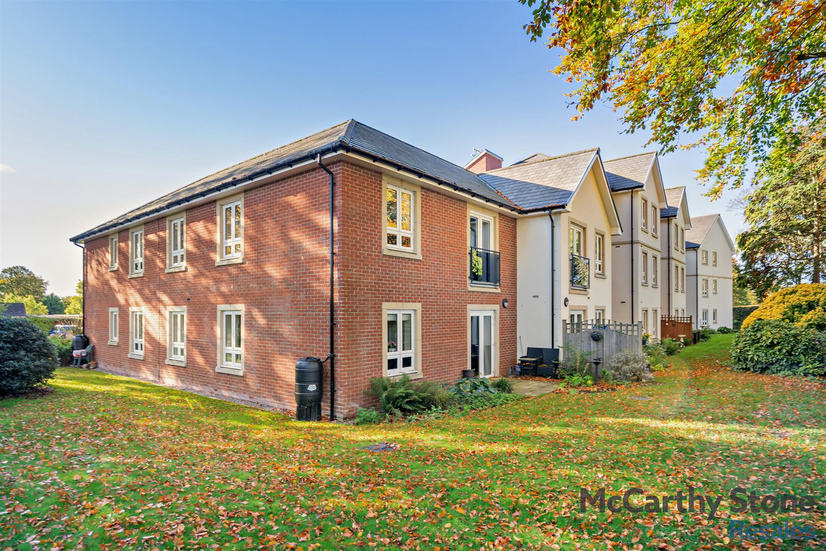 1-bed flat on 35 Fairway View, Elloughton Road, Brough, £199,950