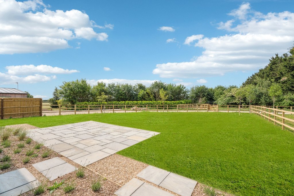 5 bedroom detached new house for sale 0