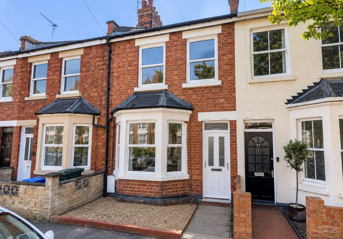 Alstone Avenue, Cheltenham photo 2