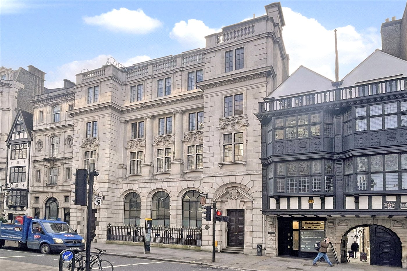 3 bedroom flat for sale 0