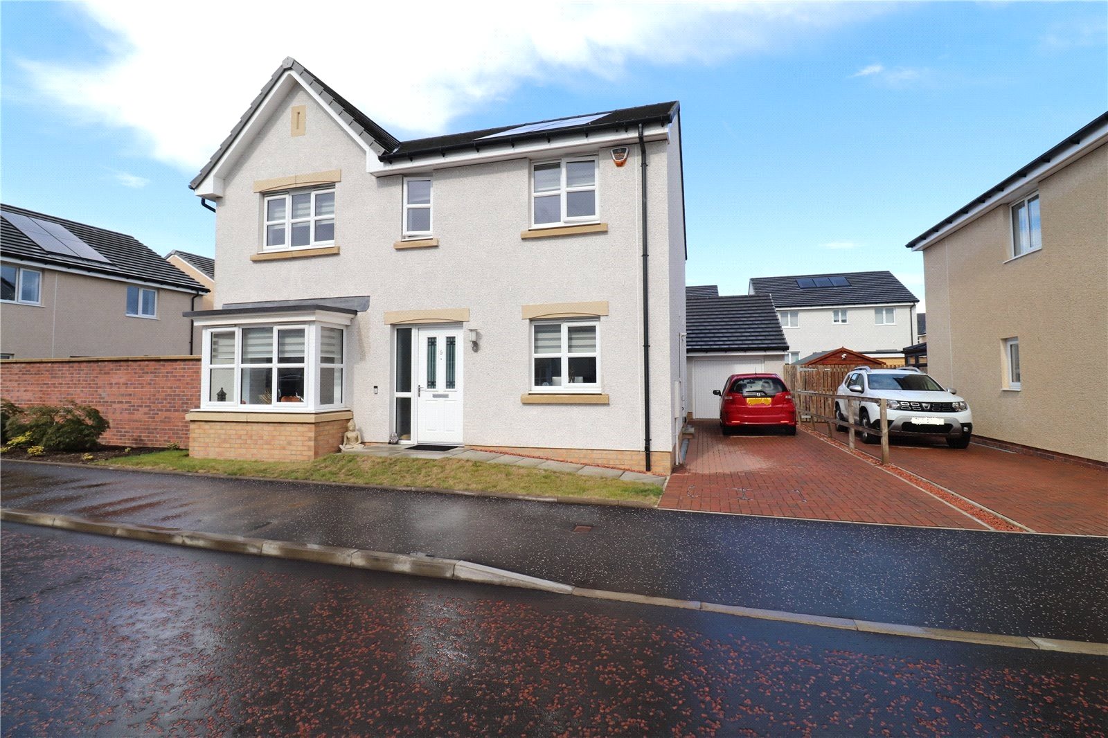4-bed detached on 9, Melville Brodie Gardens, Fife, £305,000