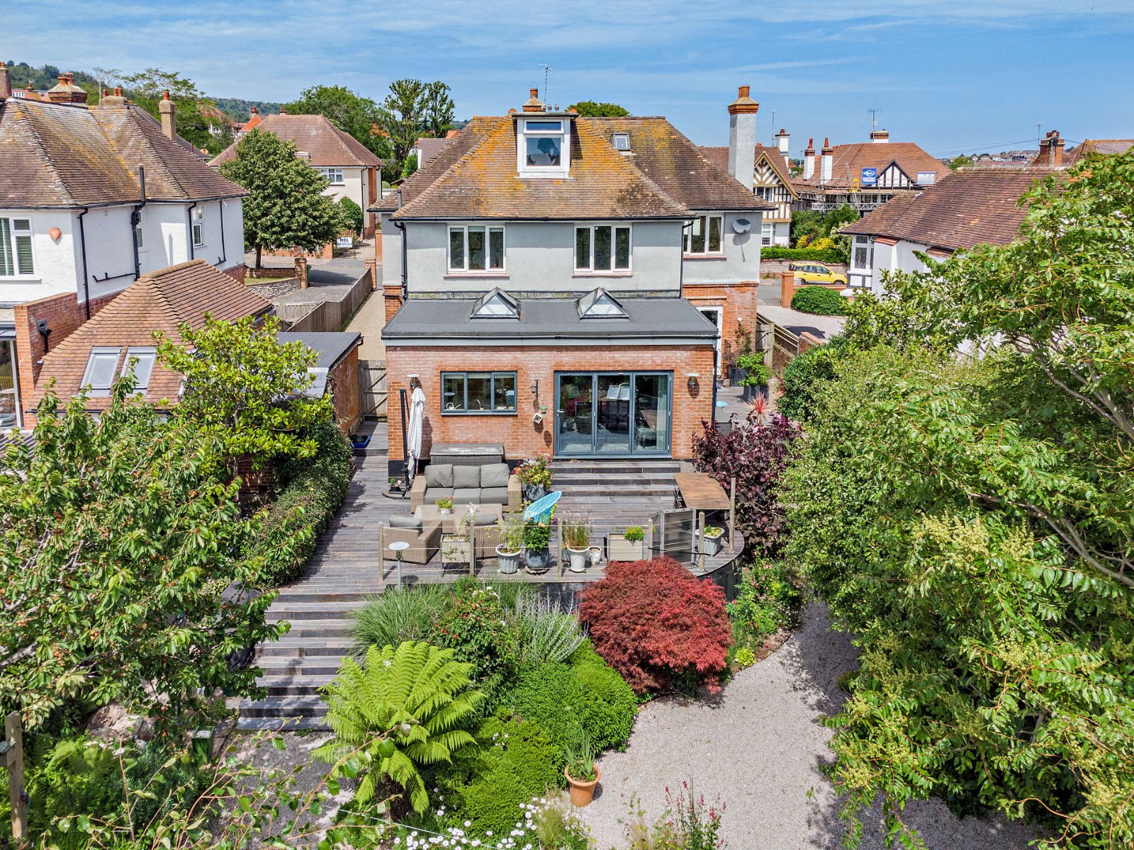 5 bedroom detached house for sale 0
