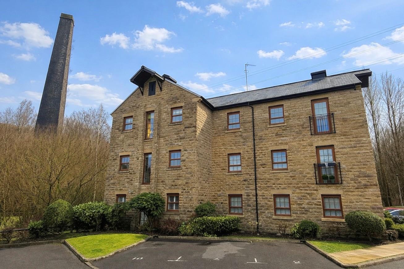Apartment 9, 3, Paperhouse Close, Rochdale photo 2