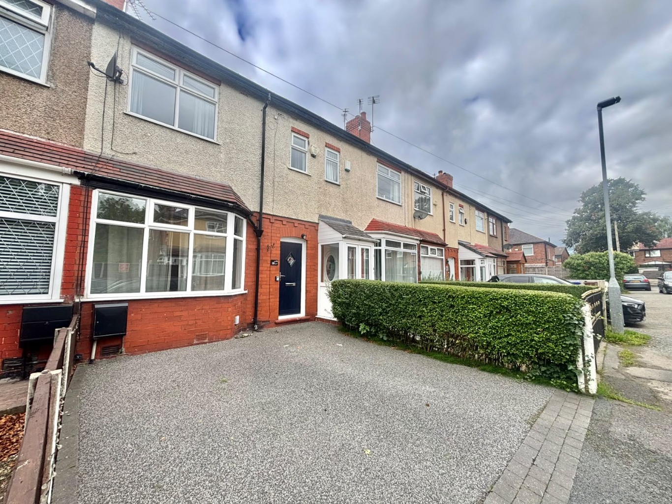 10, Brookside Avenue, Manchester photo 4