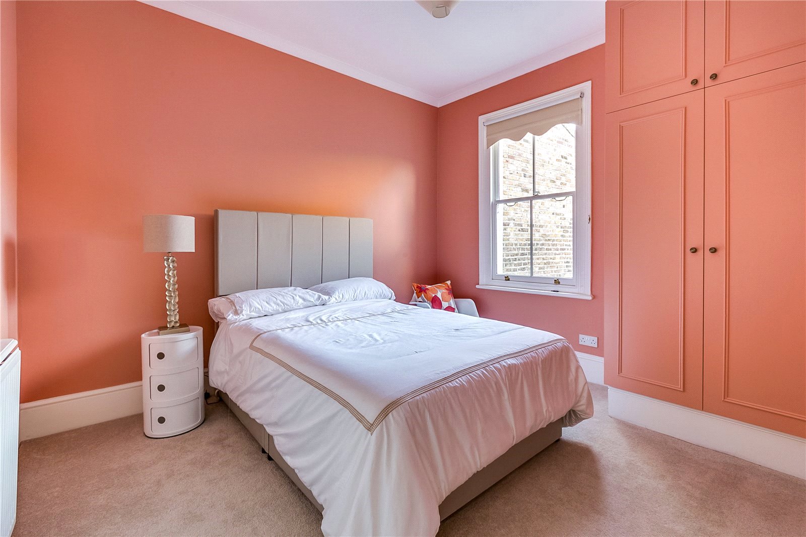 3 bedroom maisonette for sale 0