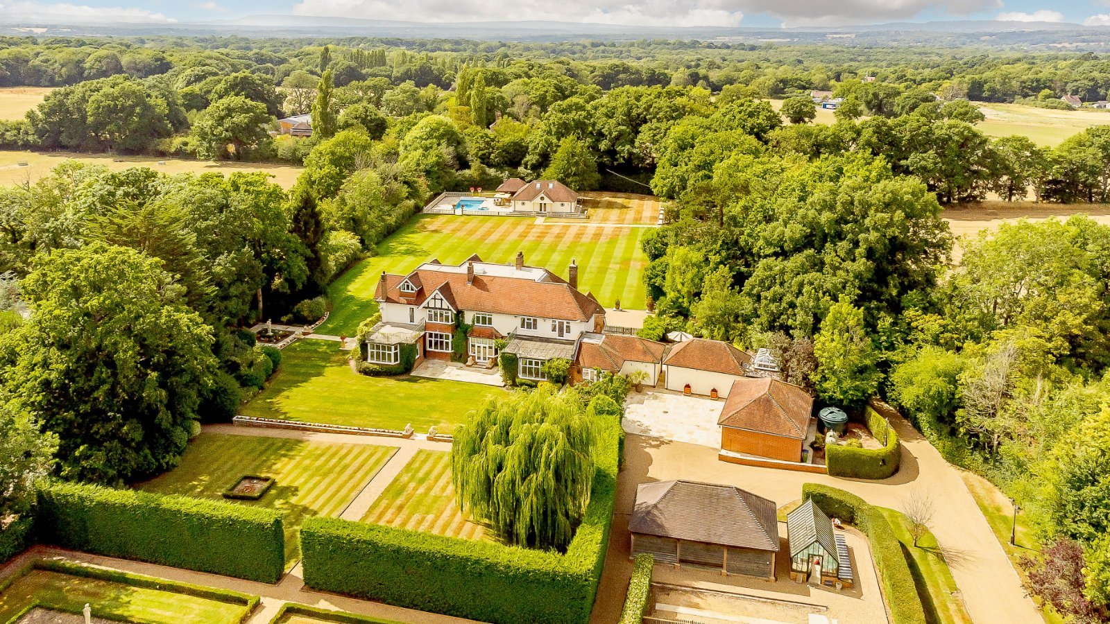 Photos of Hayes Lane, Slinfold, Horsham, West Sussex RH13 62193092