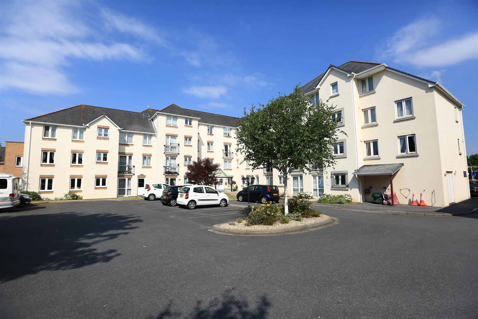1-bed flat on Flat 56 Maple Court, 18 Horn Cross Road, Plymouth, £114,995