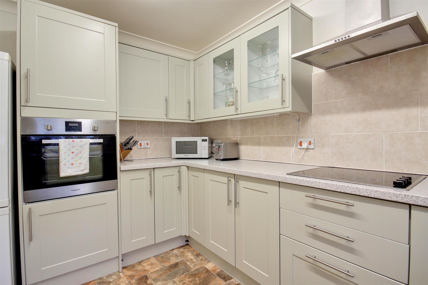 46 Tudor Court, Beverley Road, Willerby photo 4
