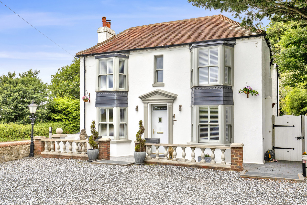 3-bed house on Eaton House, Street End Road, Chichester, £625,000