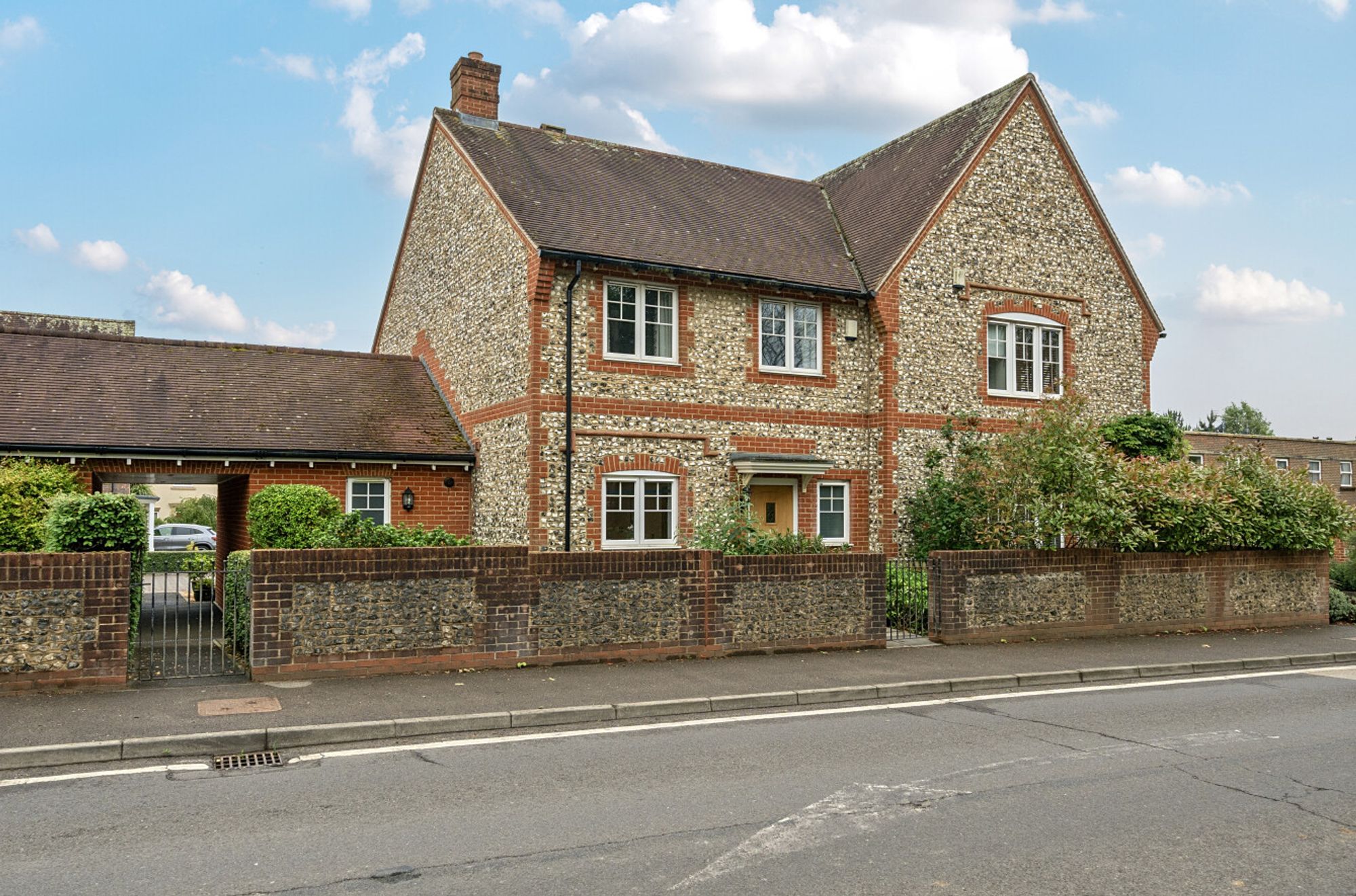3-bed house on 2 Oakford Park, Chichester, £480,000