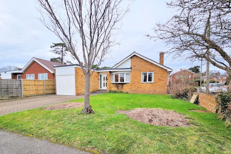 Photos of Longmynd Drive, Fareham PO14 66661040 PrimeLocation