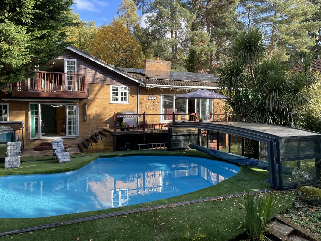 5 bedroom detached house for sale 0