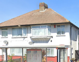50 Bath Road, Hayes, Harlington photo 2