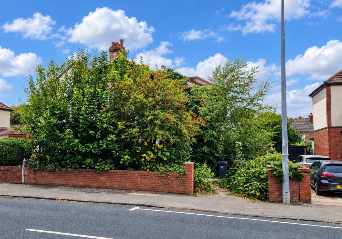 32, Swinton Park Road, Salford photo 4