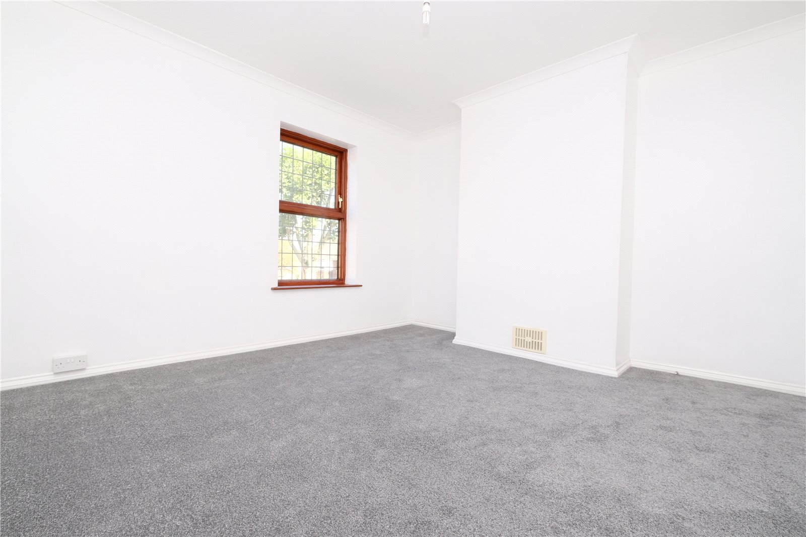 Photos of Knockhall Road, Greenhithe, Kent DA9 56280871 Zoopla