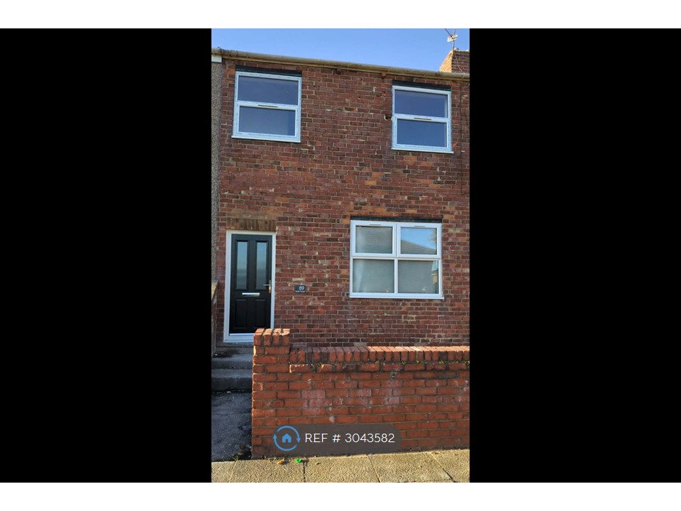 Castle Terrace, Ashington photo 2