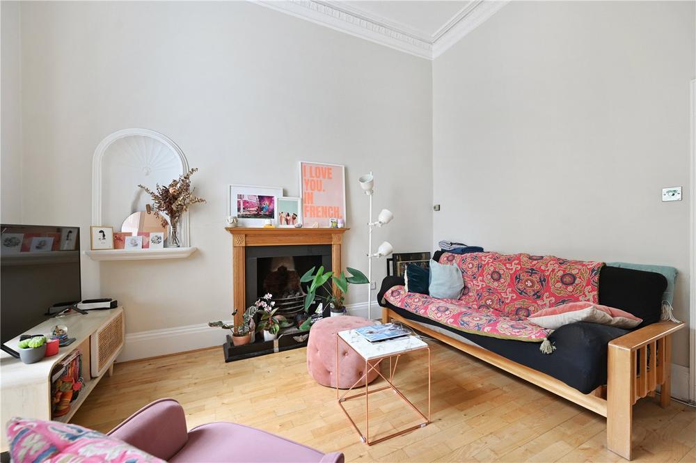Flat D, 21, Ovington Square, London photo 5