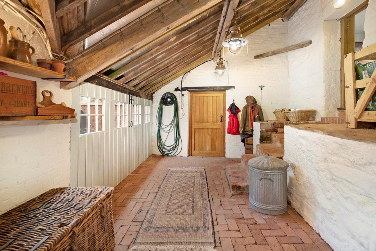 Photos of Farringdon, Exeter, Devon EX5 64464166 PrimeLocation