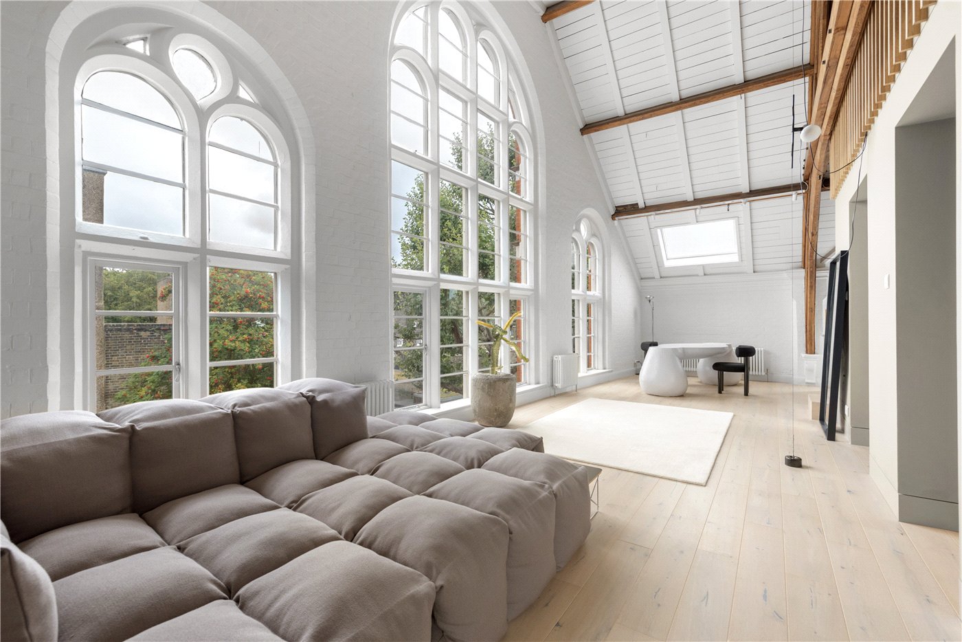 2 bedroom flat for sale 0