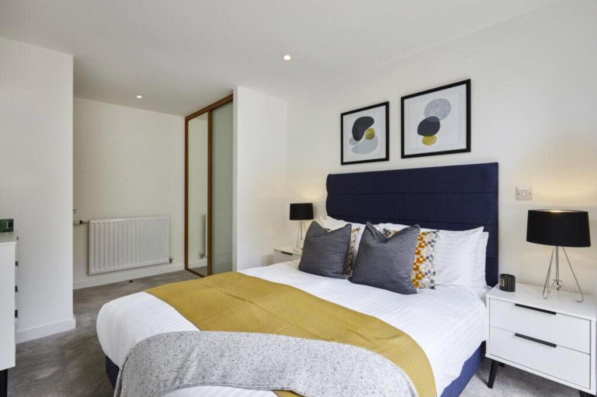 100,, Baylis Road, London photo 4