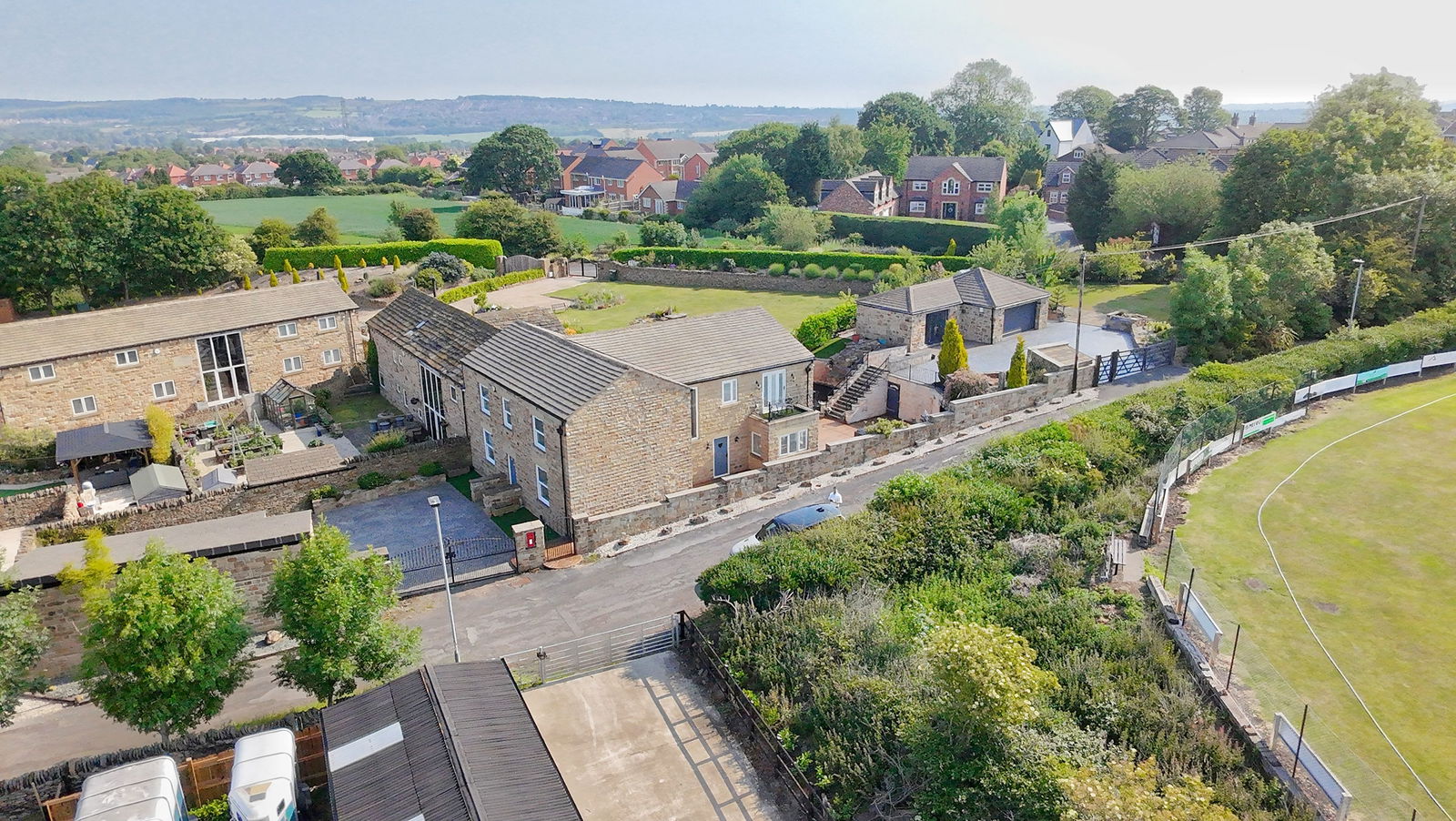 4-bed house on Royd Hill Farm, Royd Lane, Barnsley, £650,000