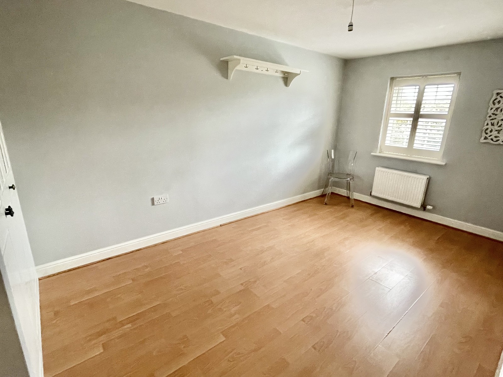 Photos of Loughland Close, Blaby, Leicester, Leicestershire. LE8