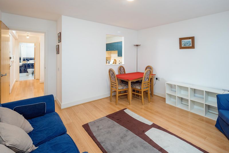 Flat 12, 35, Furnival Street, London photo 2
