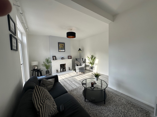 103, KIDDERMINSTER photo 5