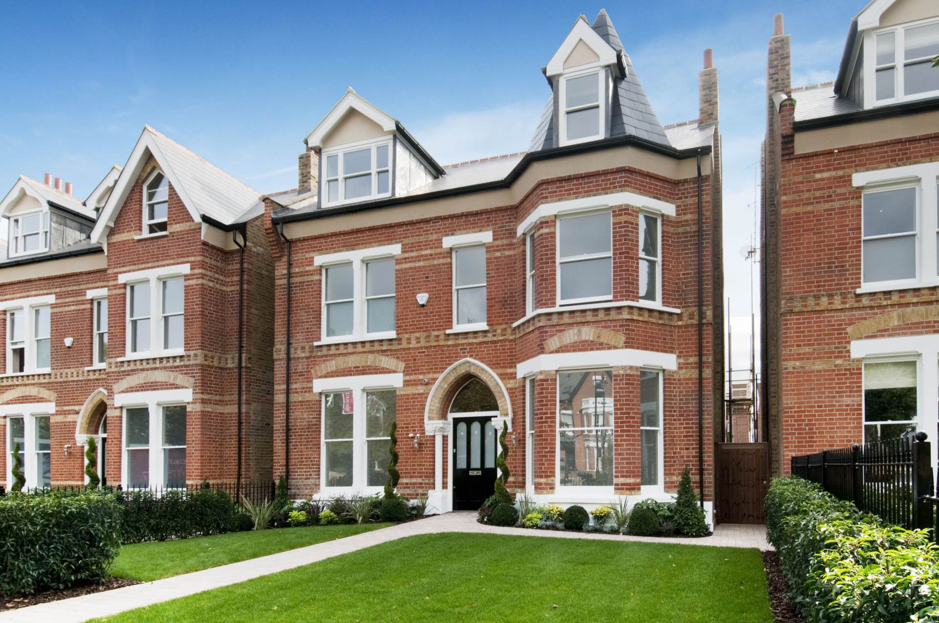 3 bedroom town new house for sale