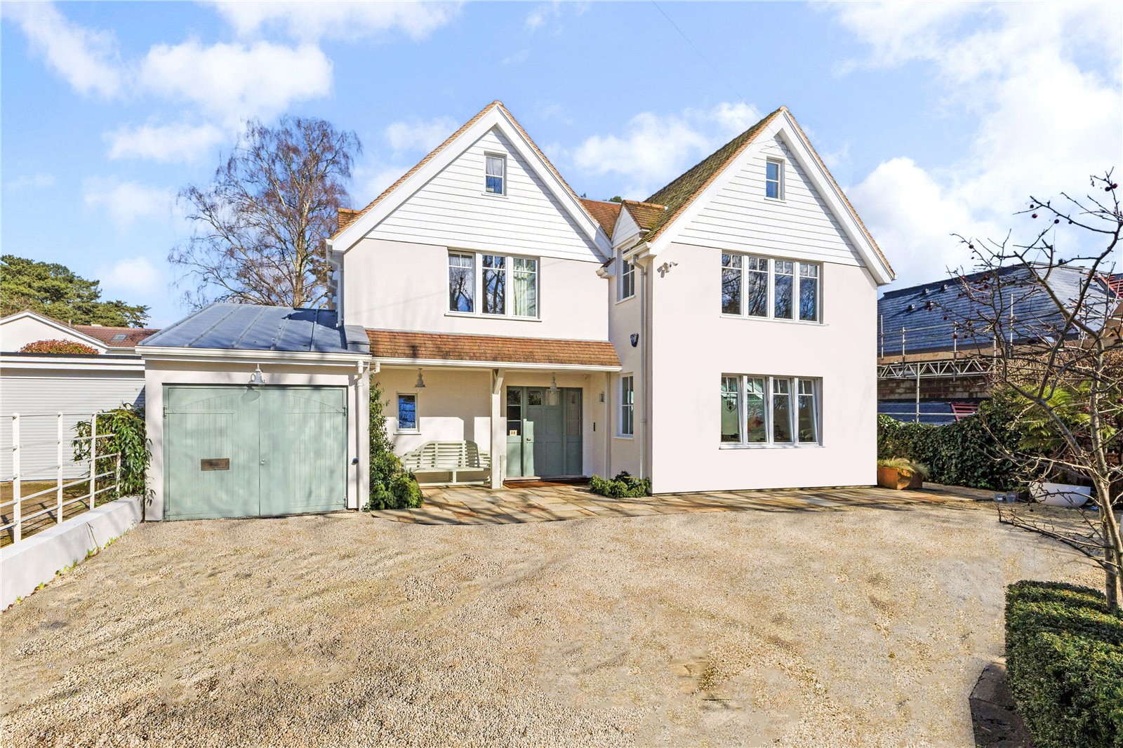 5 bedroom semi-detached house for sale