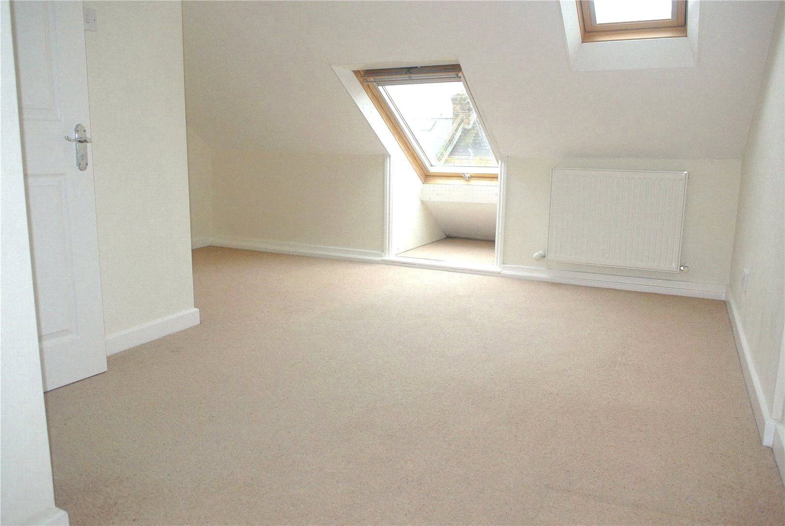G18JK072809,, Richmond Avenue, Wimbledon Chase photo 2