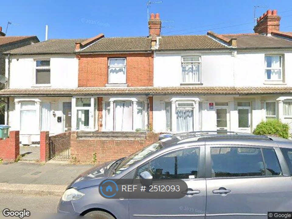 Queens Avenue, Watford photo 2