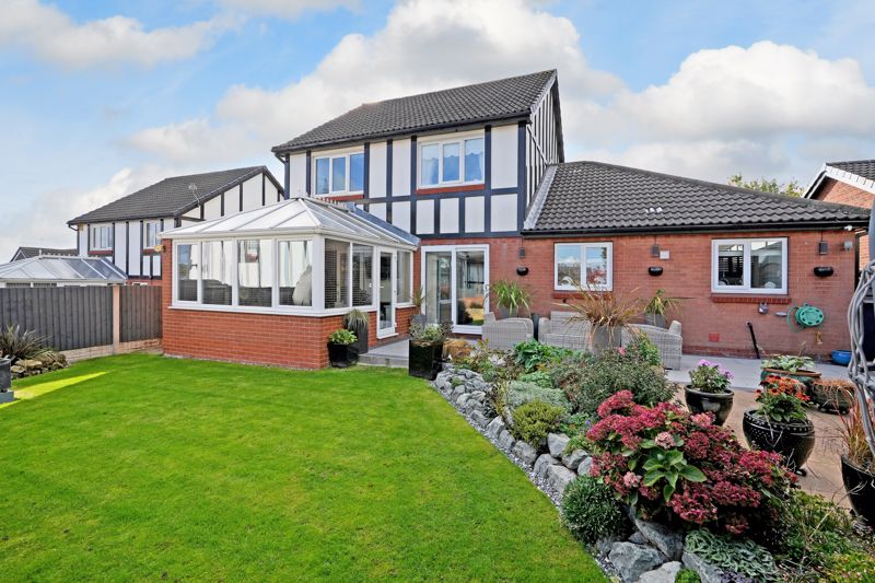 4-bed house on Meadow Gate Close, Sothall, Sheffield S20, £480,000