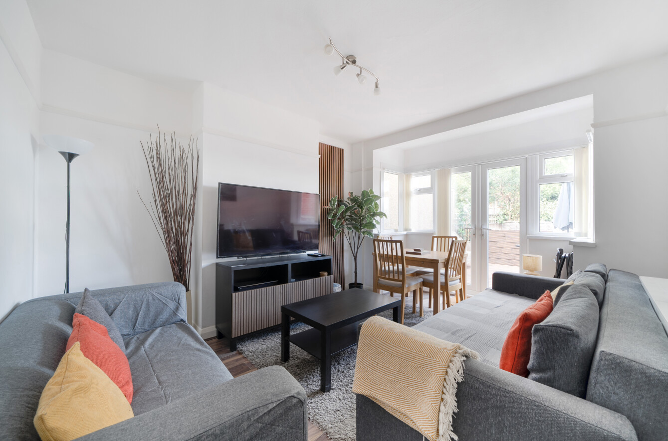 5, Cardrew Avenue, London photo 4