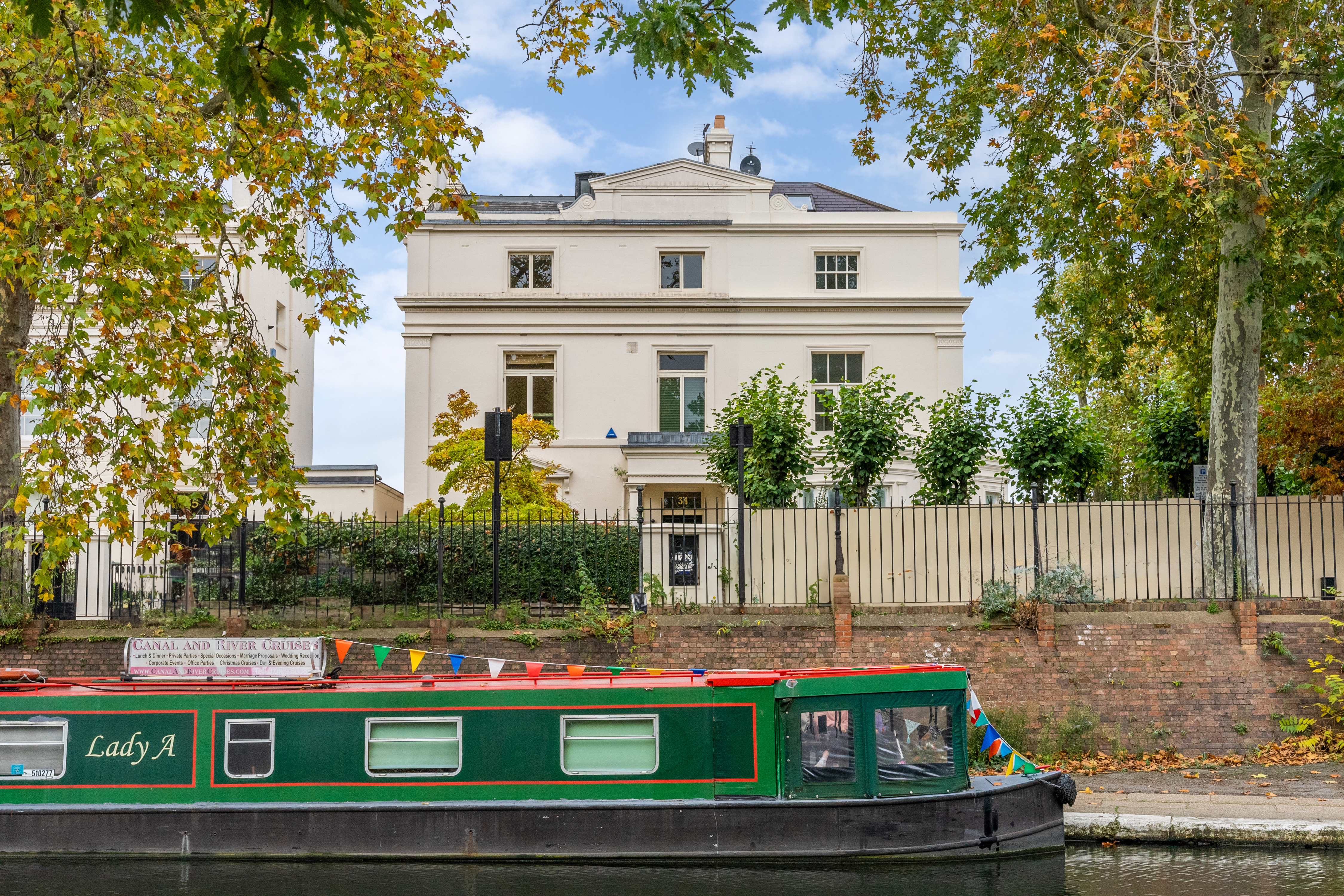 5 bedroom town house for sale 0
