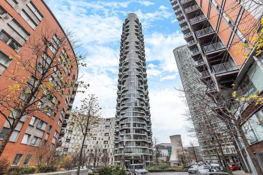 ., Charrington Tower, 11 Biscayne Avenue, Canary Wharf photo 3