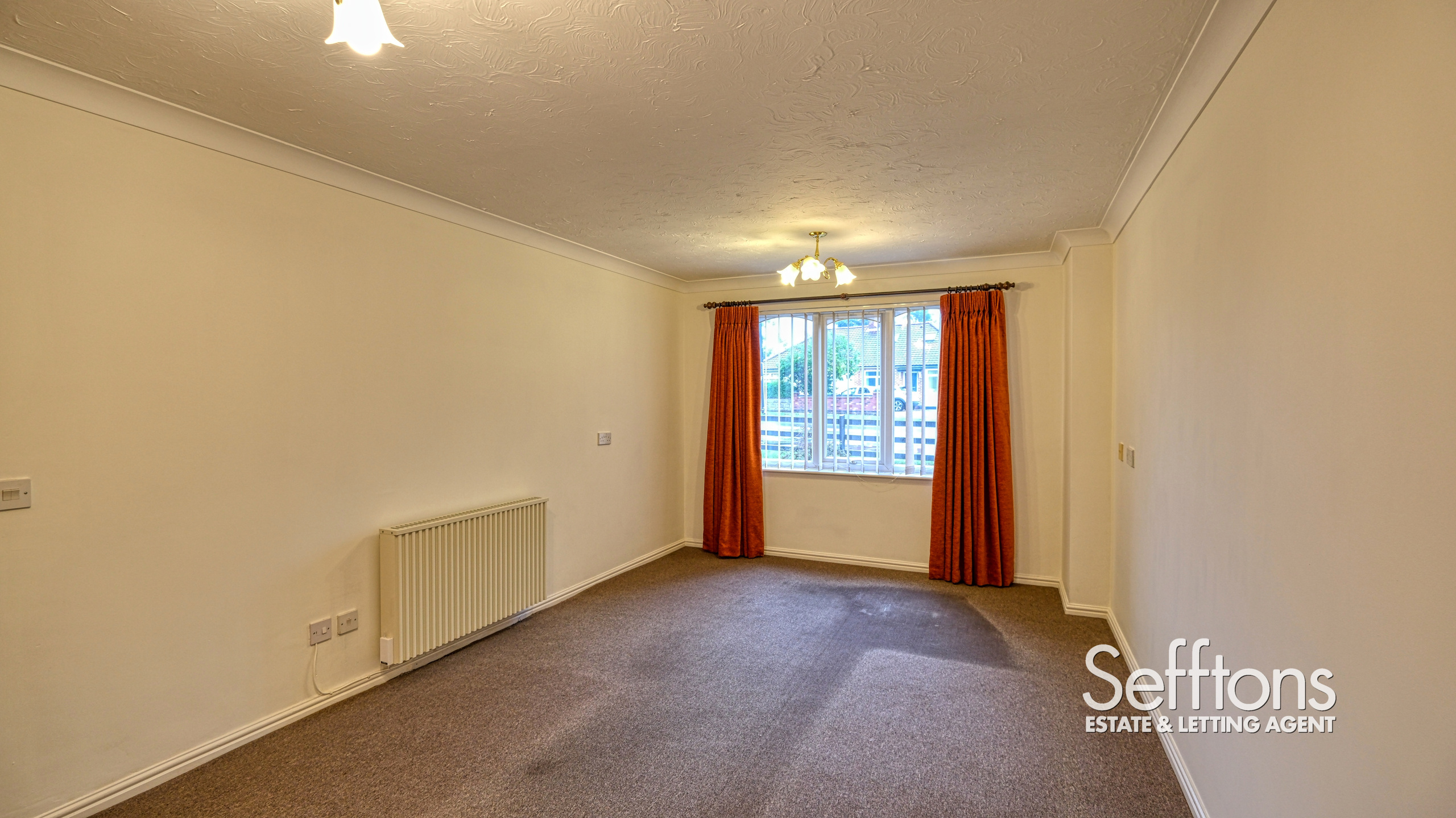 2 Churchfield Green, Norwich photo 4